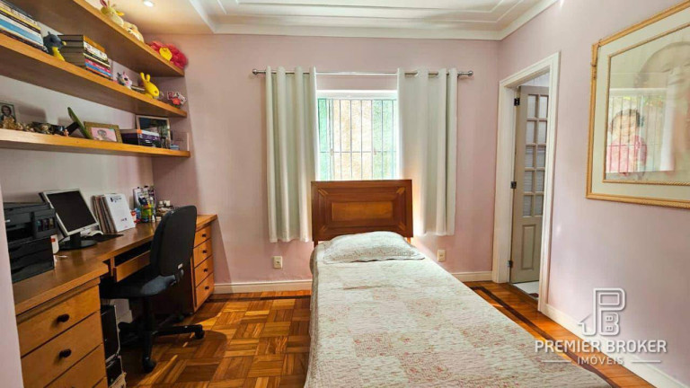 Imagem Casa com 3 Quartos à Venda, 240 m² em Bom Retiro - Teresópolis Imagem Casa com 3 Quartos à Venda, 240 m² em Bom Retiro - Teresópolis
