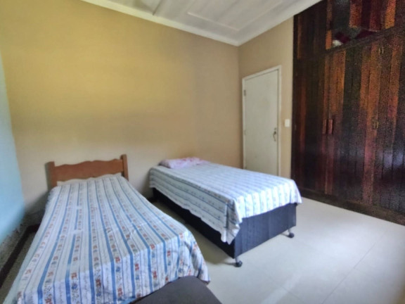 Imagem Imóvel com 4 Quartos à Venda, 194.840 m² em Ponte Nova - Teresópolis