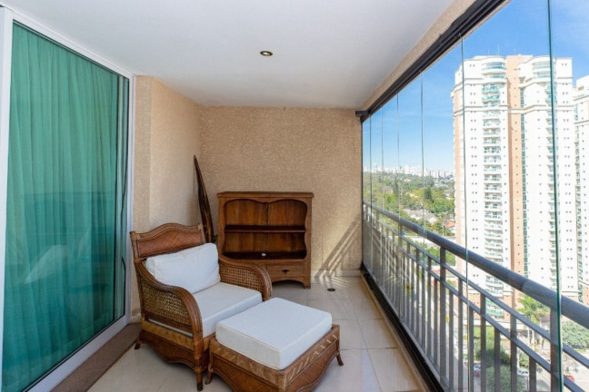 Imagem Imóvel com 3 Quartos à Venda, 218 m² em Brooklin Paulista - São Paulo Imagem Imóvel com 3 Quartos à Venda, 218 m² em Brooklin Paulista - São Paulo