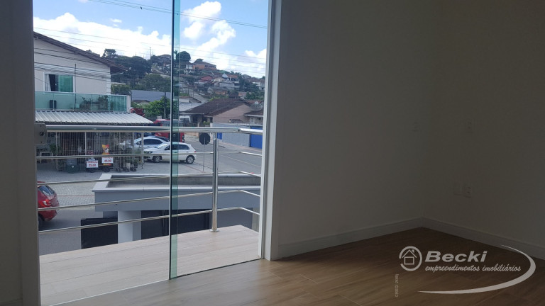 Imagem Casa com 2 Quartos para Alugar, 80 m² em Fátima - Joinville