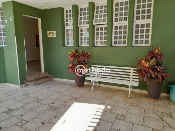Casa com 3 Quartos à Venda, 208 m² em Bosque - Campinas
