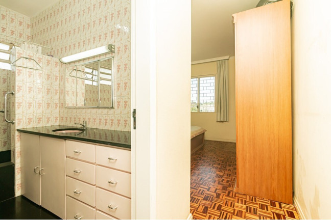 Imagem Casa com 3 Quartos à Venda, 248 m² em Três Figueiras - Porto Alegre