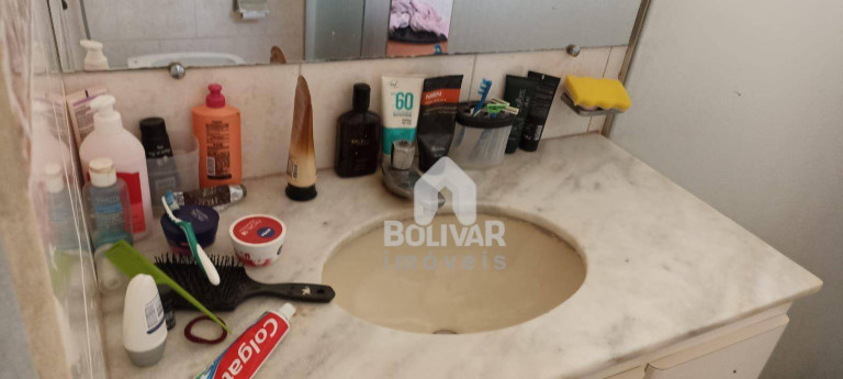 Imagem Casa com 3 Quartos à Venda, 360 m² em Setor Central - Itumbiara Imagem Casa com 3 Quartos à Venda, 360 m² em Setor Central - Itumbiara
