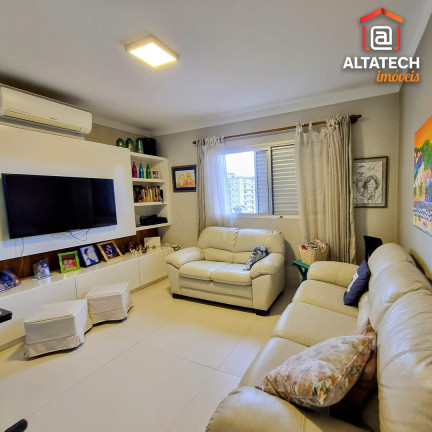Imagem Imóvel com 3 Quartos à Venda, 210 m² em Centro - Poços De Caldas