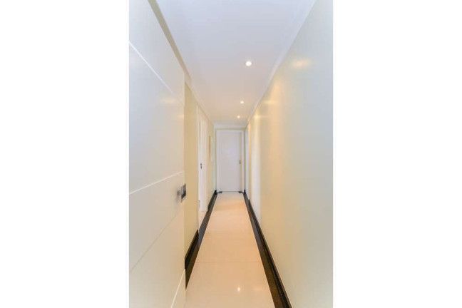 Imagem Apartamento com 3 Quartos à Venda, 250 m² em Moema - São Paulo
