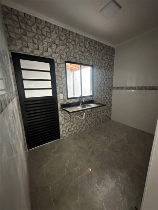 Imagem Sobrado com 2 Quartos à Venda, 49 m² em Ocian - Praia Grande Imagem Sobrado com 2 Quartos à Venda, 49 m² em Ocian - Praia Grande