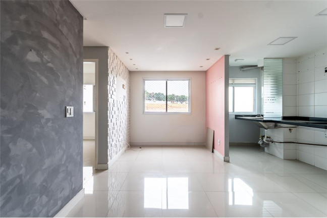 Imagem Imóvel com 2 Quartos à Venda, em Itaquera - São Paulo Imagem Imóvel com 2 Quartos à Venda, em Itaquera - São Paulo