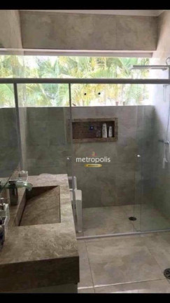 Imagem Sobrado com 4 Quartos à Venda, 650 m² em Jardim Virginia - Guarujá Imagem Sobrado com 4 Quartos à Venda, 650 m² em Jardim Virginia - Guarujá