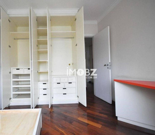 Imagem Imóvel com 4 Quartos à Venda, 220 m² em Vila Suzana - São Paulo