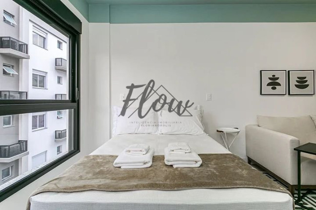 Imagem Apartamento com 1 Quarto à Venda, 30 m² em Pantanal - Florianópolis