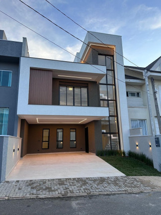 Casa com 3 Quartos à Venda, 187 m² em Cachoeira - Curitiba