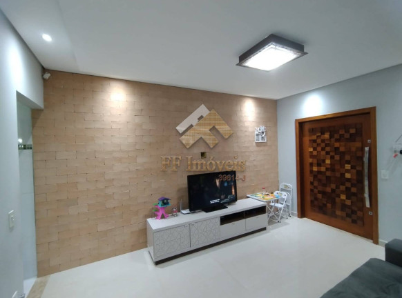 Imagem Casa com 2 Quartos à Venda, 125 m² em São Carlos