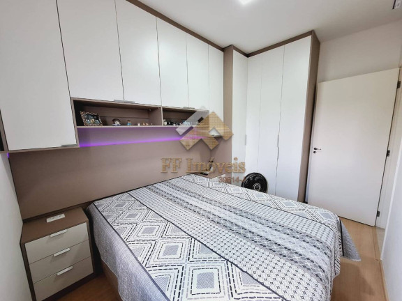 Imagem Apartamento com 2 Quartos à Venda,  em São Carlos