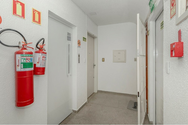 Imagem Imóvel com 2 Quartos à Venda, 67 m² em Cristal - Porto Alegre