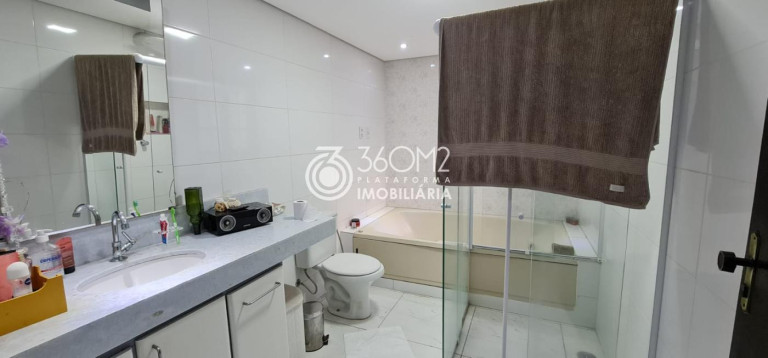 Imagem Casa com 5 Quartos à Venda, 380 m² em Campestre - Santo André