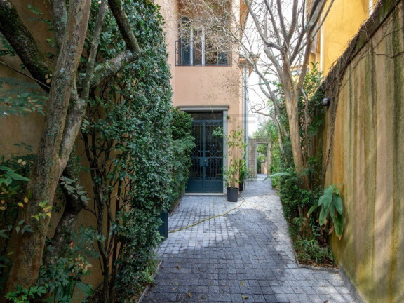 Imagem Casa com 4 Quartos à Venda, 410 m² em Cidade Jardim - São Paulo Imagem Casa com 4 Quartos à Venda, 410 m² em Cidade Jardim - São Paulo