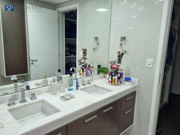 Imagem Apartamento com 3 Quartos à Venda, 238 m² em Vila Suzana - São Paulo