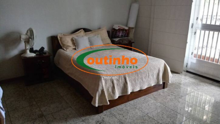 Imagem Casa com 5 Quartos à Venda, 478 m² em Vila Isabel - Rio De Janeiro Imagem Casa com 5 Quartos à Venda, 478 m² em Vila Isabel - Rio De Janeiro