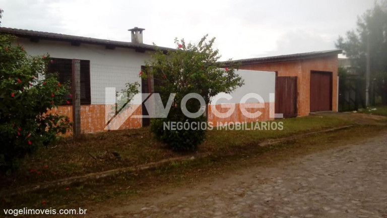 Imagem Casa com 4 Quartos à Venda, 140 m² em Centro - Balneario Pinhal Imagem Casa com 4 Quartos à Venda, 140 m² em Centro - Balneario Pinhal