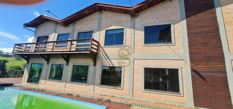 Imagem Chácara com 4 Quartos à Venda, 247 m² em Condomínio Santa Fé - Piracaia Imagem Chácara com 4 Quartos à Venda, 247 m² em Condomínio Santa Fé - Piracaia