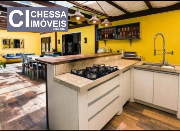 Imagem Casa com 3 Quartos à Venda, 395 m² em Praia De Taquaras - Balneário Camboriú Imagem Casa com 3 Quartos à Venda, 395 m² em Praia De Taquaras - Balneário Camboriú