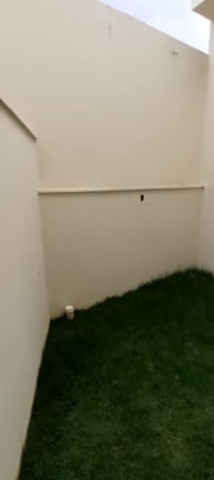 Imagem Casa com 2 Quartos à Venda, 100 m² em R$355.000,00 // Parque Xangri-lá - Contagem Imagem Casa com 2 Quartos à Venda, 100 m² em R$355.000,00 // Parque Xangri-lá - Contagem