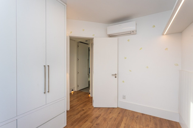 Imagem Apartamento com 2 Quartos à Venda, 71 m² em Petrópolis - Porto Alegre Imagem Apartamento com 2 Quartos à Venda, 71 m² em Petrópolis - Porto Alegre