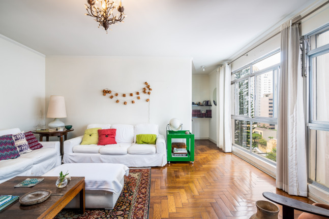 Imóvel com 3 Quartos à Venda, 137 m² em Vila Nova Conceição - São Paulo