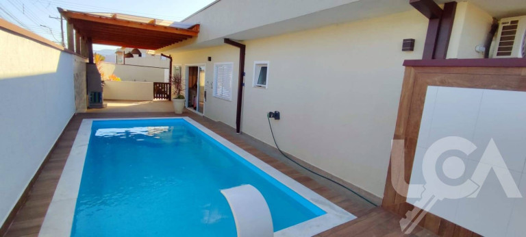 Imagem Casa com 3 Quartos à Venda, 256 m² em Pontal De Santa Marina - Caraguatatuba