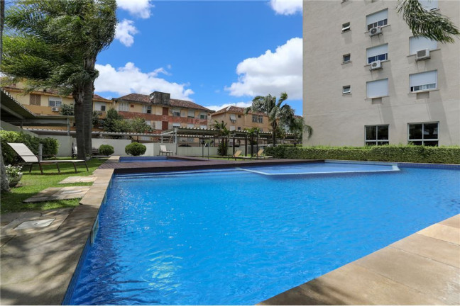 Imagem Apartamento com 2 Quartos à Venda, 69 m² em Jardim Lindóia - Porto Alegre