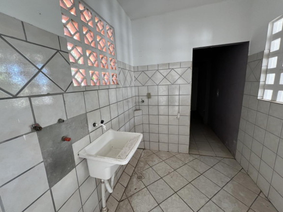 Imagem Casa com 3 Quartos à Venda, 228 m² em São João Do Rio Vermelho - Florianópolis Imagem Casa com 3 Quartos à Venda, 228 m² em São João Do Rio Vermelho - Florianópolis