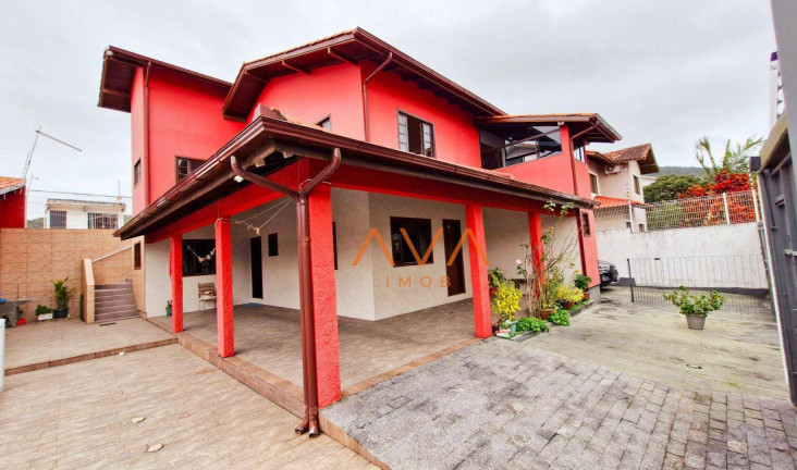 Casa com 5 Quartos à Venda, 248 m² em Ingleses - Florianópolis