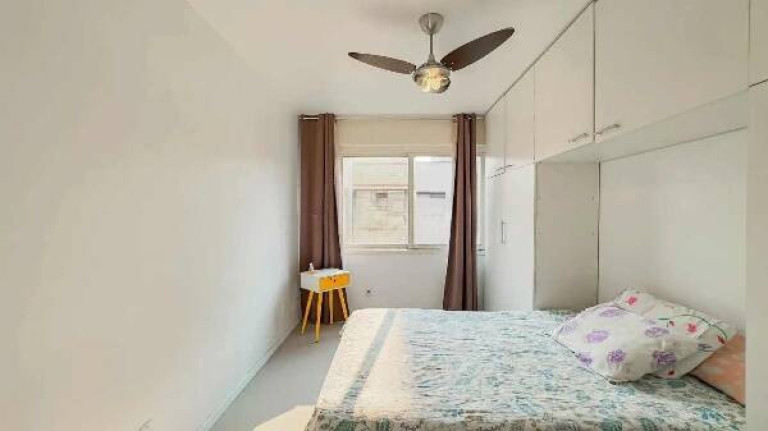 Imagem Apartamento com 2 Quartos à Venda, 73 m² em Porto Alegre Imagem Apartamento com 2 Quartos à Venda, 73 m² em Porto Alegre