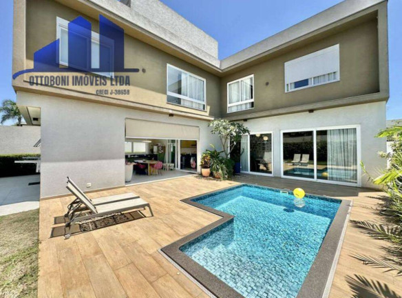 Casa com 4 Quartos à Venda, 345 m² em Granja Viana - Carapicuíba