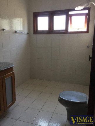 Imagem Casa com 3 Quartos à Venda, 235 m² em Centro - Jacareí