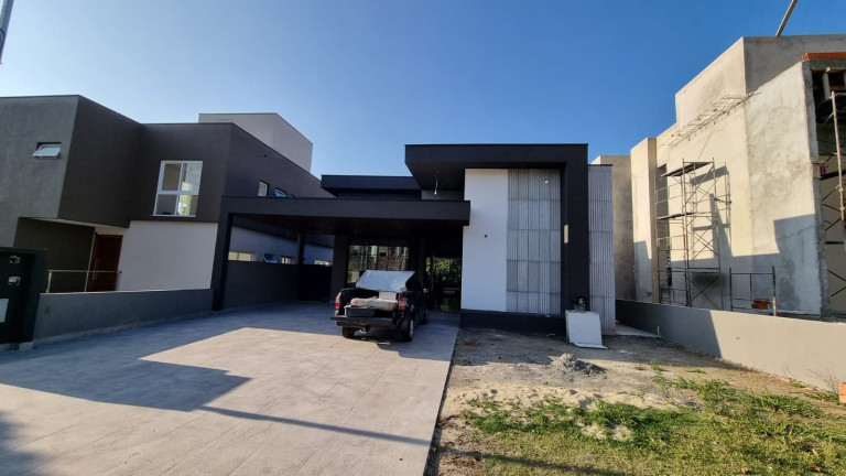 Casa com 5 Quartos à Venda, 350 m² em Jardim Do Golf I - Jandira