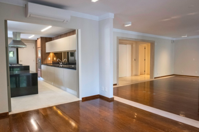 Imagem Apartamento com 3 Quartos à Venda, 306 m² em Jardim Paulistano - São Paulo
