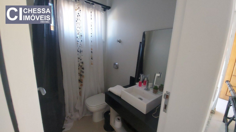 Imagem Sobrado com 3 Quartos à Venda, 527 m² em Cabeçudas - Itajaí