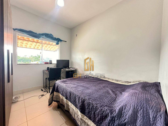 Imagem Casa com 3 Quartos à Venda, 145 m² em Vila Jardim Vitória - Goiânia