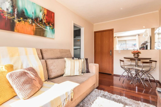 Imagem Apartamento com 2 Quartos à Venda, 52 m² em Santo Antônio - Porto Alegre