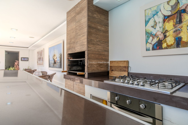 Imagem Casa com 3 Quartos à Venda, 352 m² em Mossunguê - Curitiba