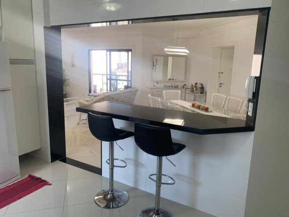 Imagem Apartamento com 4 Quartos à Venda, 136 m² em Pitangueiras - Guarujá