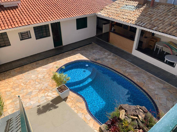 Imagem Casa com 4 Quartos à Venda, 300 m² em Jardim Maristela - Atibaia Imagem Casa com 4 Quartos à Venda, 300 m² em Jardim Maristela - Atibaia