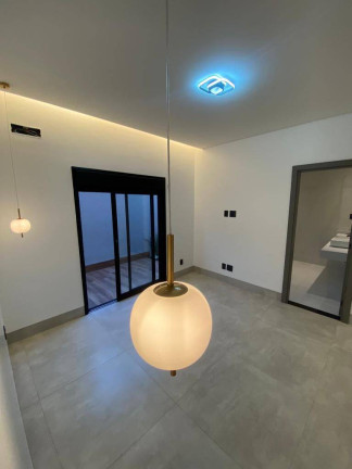 Imagem Casa com 3 Quartos à Venda, 185 m² em Setor Três Marias - Goiânia Imagem Casa com 3 Quartos à Venda, 185 m² em Setor Três Marias - Goiânia