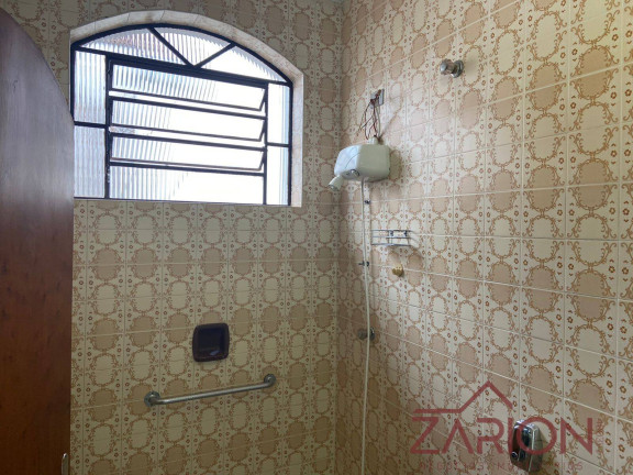 Imagem Casa com 8 Quartos à Venda, 1.000 m² em Centro - Taubaté Imagem Casa com 8 Quartos à Venda, 1.000 m² em Centro - Taubaté