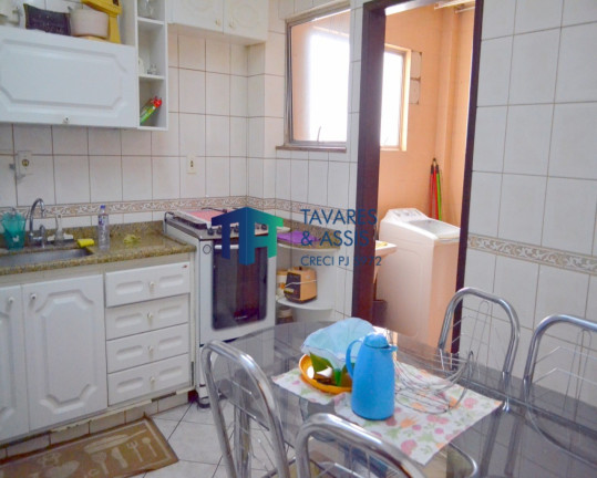 Imagem Imóvel com 2 Quartos à Venda, 76 m² em Centro - Juiz De Fora