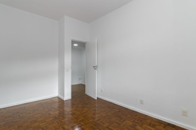 Imagem Apartamento com 3 Quartos à Venda, 128 m² em Leblon - Rio De Janeiro Imagem Apartamento com 3 Quartos à Venda, 128 m² em Leblon - Rio De Janeiro