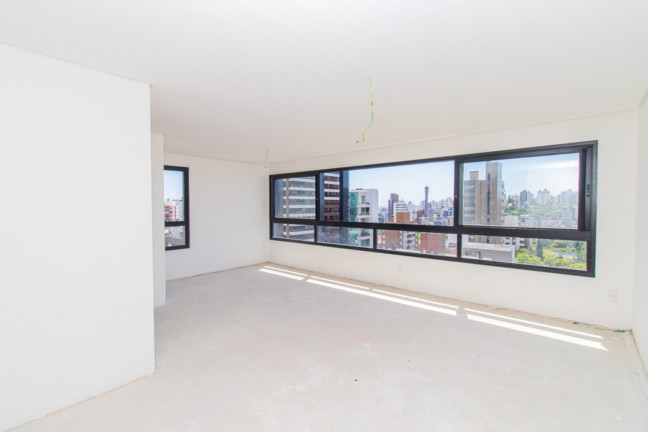 Imagem Imóvel com 2 Quartos à Venda, 107 m² em Petrópolis - Porto Alegre Imagem Imóvel com 2 Quartos à Venda, 107 m² em Petrópolis - Porto Alegre