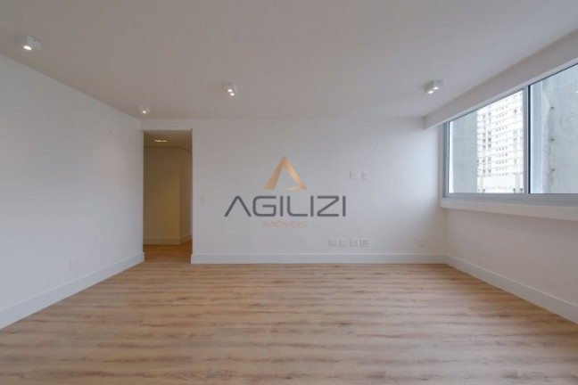 Imagem Apartamento com 3 Quartos à Venda, 117 m² em Cerqueira César - São Paulo Imagem Apartamento com 3 Quartos à Venda, 117 m² em Cerqueira César - São Paulo