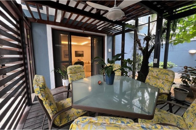 Imagem Casa com 6 Quartos à Venda, 221 m² em Barra Da Tijuca - Rio De Janeiro Imagem Casa com 6 Quartos à Venda, 221 m² em Barra Da Tijuca - Rio De Janeiro